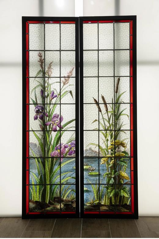 独角鹿西洋古董 法国新艺术风格时期著名工坊Ch. Champigneulle签名出品水岸风光主题彩绘玻璃花窗一对 商品图0