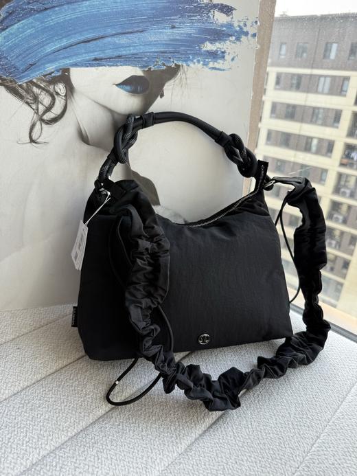 点此购买 露露LULU绝美大肠包 SZ 330036 商品图2