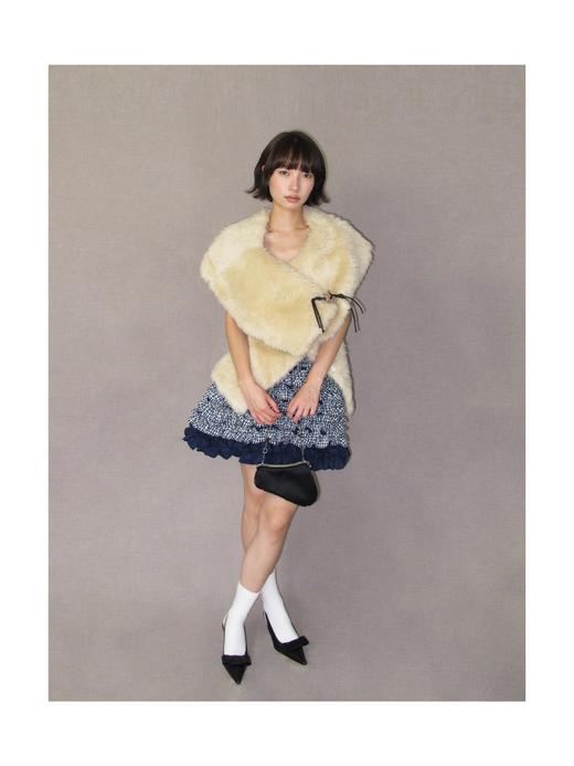 Kaiy Xiao 魔法星星国系列 毛毛翻领羊毛马夹外套 商品图2