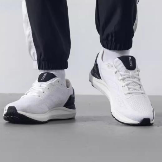 安德玛UA春夏HOVR Sonic 6男子运动跑步鞋跑鞋3026121-105 商品图4