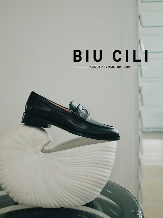 「星星月亮」原创设计非对称老钱风黑色卡其色乐福鞋 商品图4