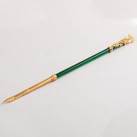 【已售】独角鹿西洋古董 法国出品蝴蝶主题铜鎏金精雕装饰绿色水晶笔杆蘸水钢笔办公文具 商品图0