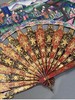 独角鹿西洋古董 中国古董 红黑漆木描金扇骨装饰官邸人物主题纸本彩绘双扇面折扇 商品缩略图4