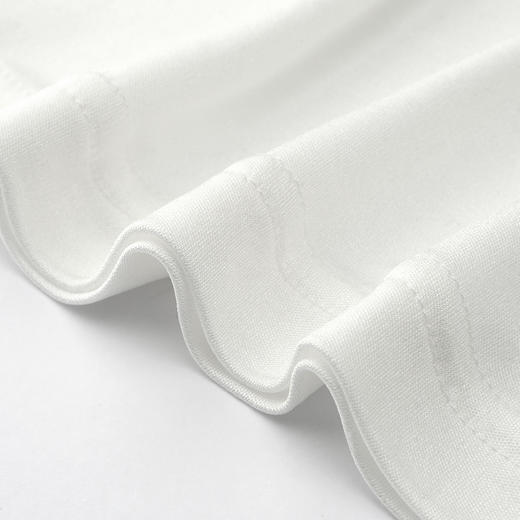 金三塔桑蚕丝男士V领百搭纯色真丝短袖t恤舒适透气基础上衣薄 2NZM6B710 商品图4