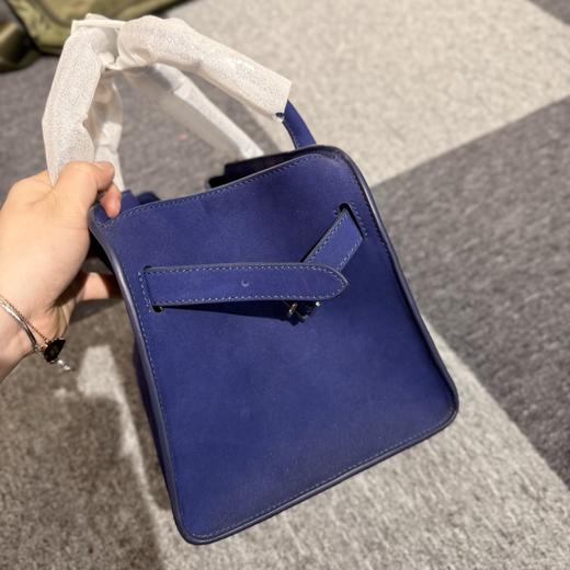 T*he& row M10 重磅麂皮包 商品图12