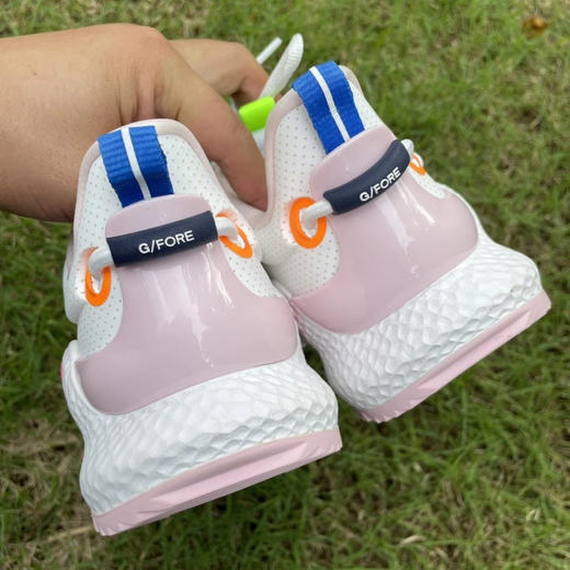 正品G4女款高尔夫球鞋，固定底。
36.5内长225，40码内长250，40.5内长255，41内长260各几双。
无原盒 商品图6