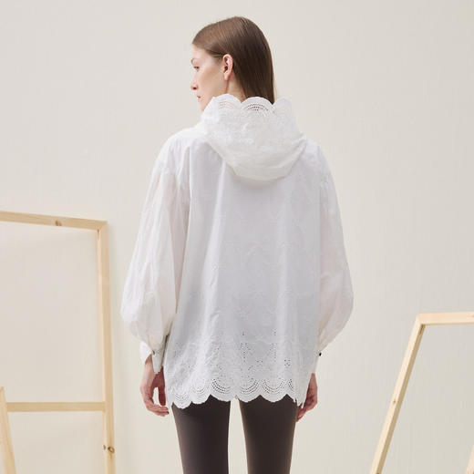 谜底大廓形衬衣长袖2025冬新品重工刺绣蕾丝花边衬衫女254MC1700 商品图2