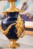 独角鹿西洋古董 法国G. Philippe工坊出品兽首花卉主题铜鎏金精雕装饰珐琅表盘陶瓷座钟烛台三件套 商品缩略图3