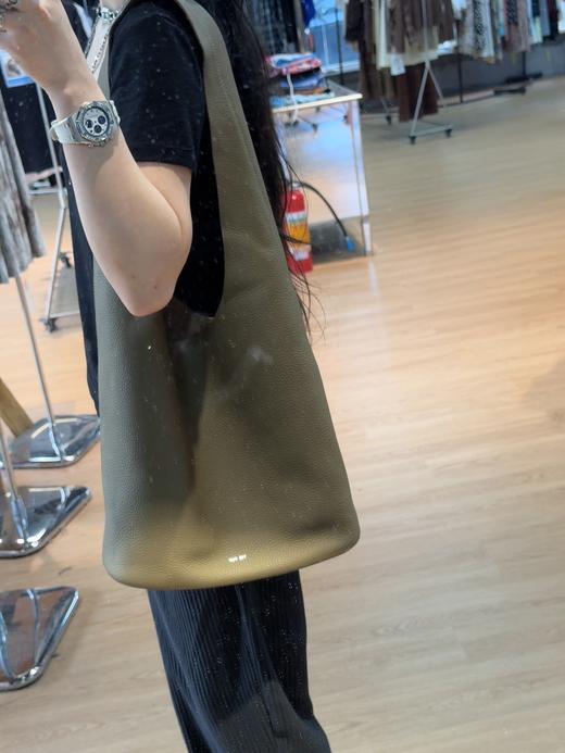 荔枝纹真皮尼姑包 商品图14