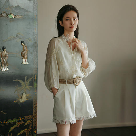 会员福利【天丝莱赛尔+刺绣】会拉夏贝尔/La Chapelle圆领立体蝴蝶系带七分袖小衫上衣2025年新款 商品图6