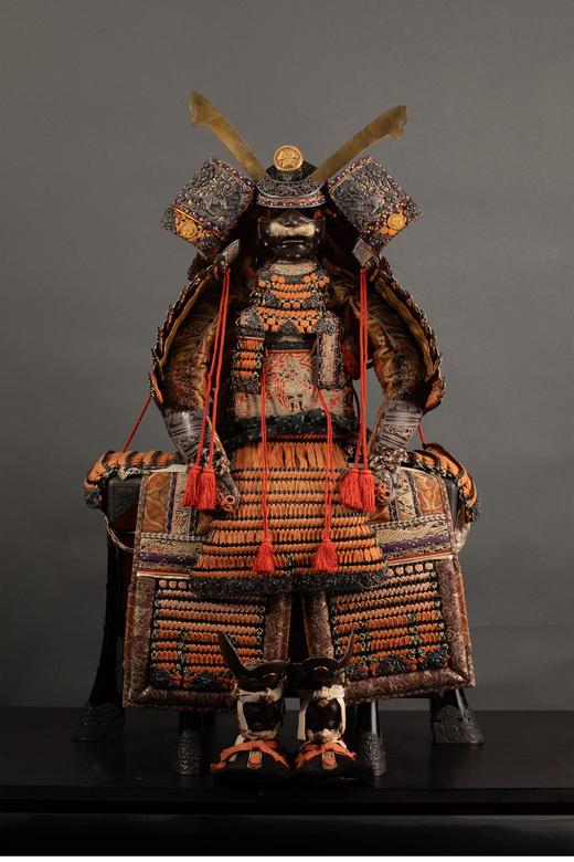 独角鹿西洋古董日本江户时期出品儿童之日节庆定制款漆木嵌金银铜精雕装饰皮革及丝绸小型武士甲胄 商品图0