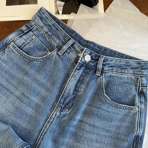 版型爆好！！人手一条，2025复古水洗小红花刺绣宽松直筒显瘦牛仔裤女款 商品图1