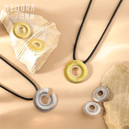 【任选3件599元】日月曜环项链 S925银简约时尚ins风项链MEMORA诗普琳YNE01101、YNE01102（线上专供） 商品图2