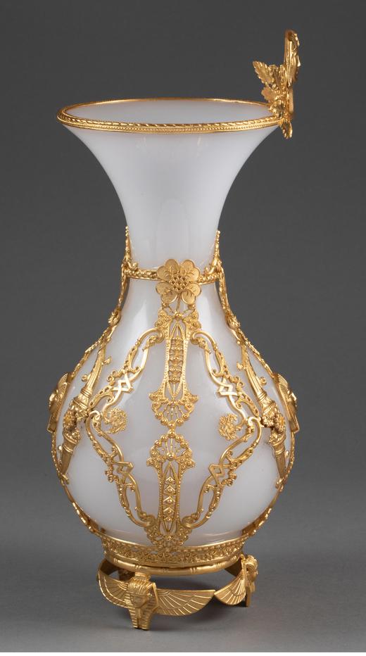 独角鹿西洋古董  19世纪末法国出品古埃及人物主题铜鎏金精雕装饰白色欧泊水晶花瓶 商品图2