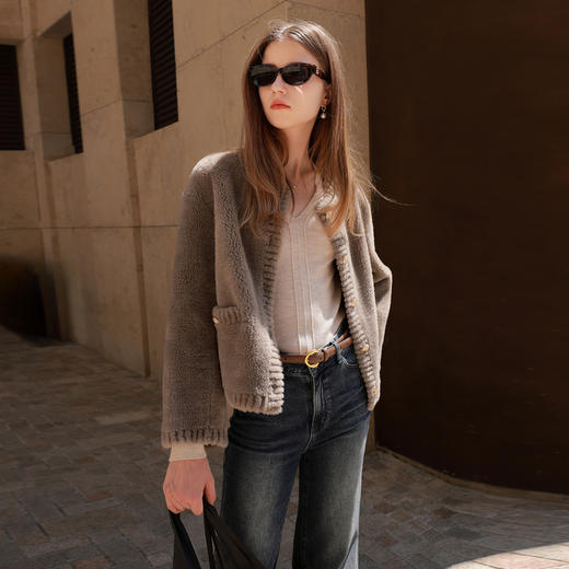 【社群秒杀】三彩2025冬季新款绵羊毛复合皮草外套香风圆领长袖宽松仿皮草M 商品图2