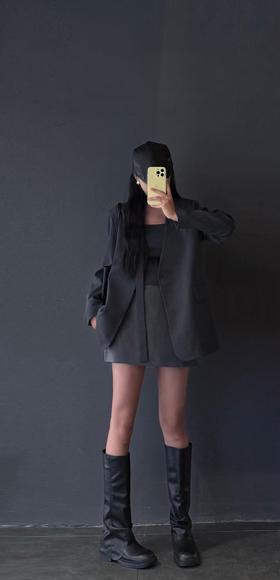 在熙Jaehee女装极简大V领西装外套5725/设计师款裙裤8098