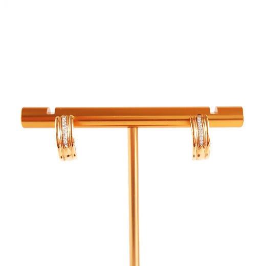 【天然正品】AU750双色金简约时尚群镶0.056克拉钻石耳钉300825NJS21 现售价：2380 商品图0