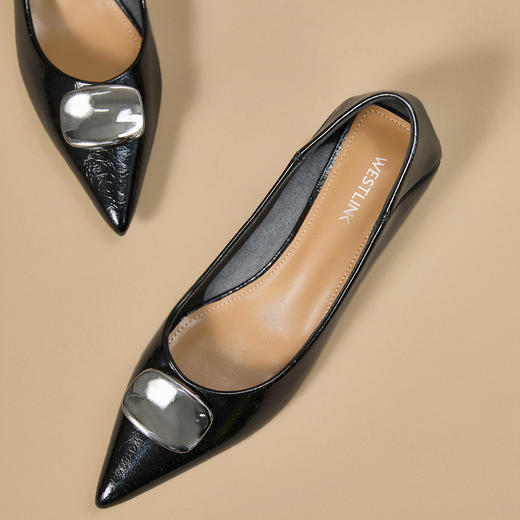 西遇细跟尖头单鞋女新款秋季法式方扣不累脚高跟鞋浅口猫跟鞋V1857132 商品图5