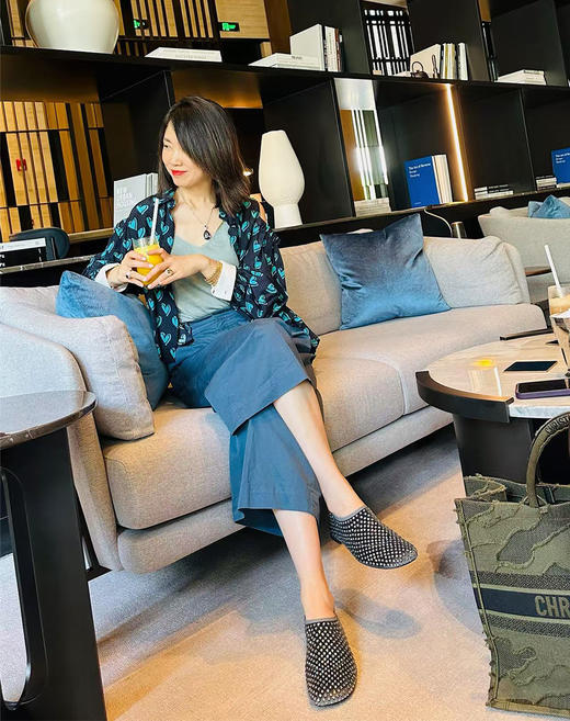 Westory2025年秋季方头低跟弹力绒面烫钻单鞋休闲深口单鞋W25CM76611 商品图1