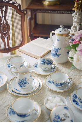 【已售】独角鹿西洋古董 20世纪德国著名瓷窑出品蓝色之花系列主题手绘描金装饰十二人下午茶瓷器套件
