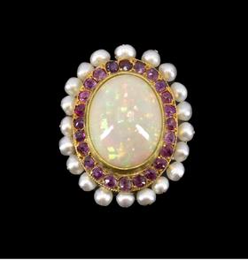 独角鹿西洋古董 1890年代法国出品18K黄金镂雕戒托镶嵌欧泊石天然海水珍珠及红宝石戒指