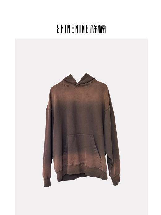 W43966589字母渐变帽衫卫衣 商品图0