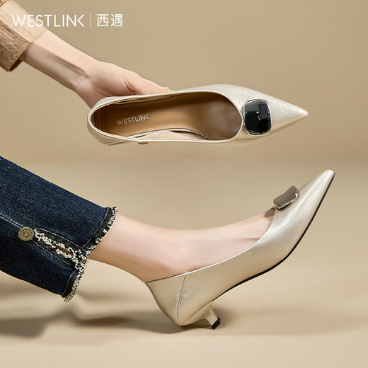 西遇细跟尖头单鞋女新款秋季法式方扣不累脚高跟鞋浅口猫跟鞋V1857132 商品图2