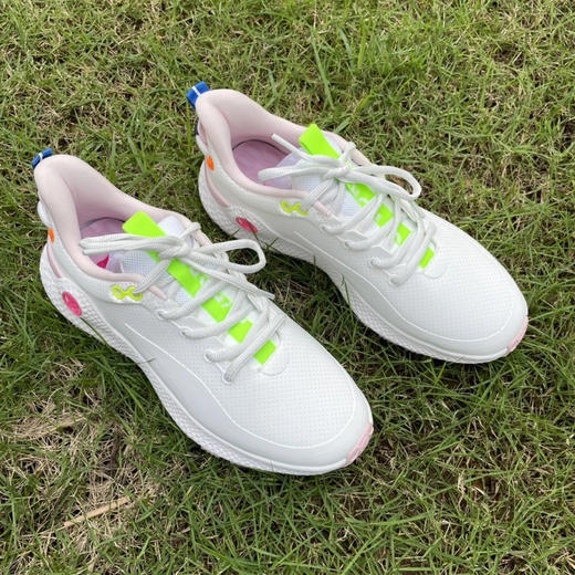 正品G4女款高尔夫球鞋，固定底。
36.5内长225，40码内长250，40.5内长255，41内长260各几双。
无原盒 商品图0