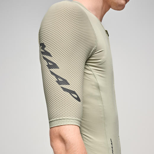 MAAP 男士 Emerge Jersey 流沙绿 短袖骑行服 商品图3