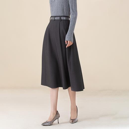 SQQ3BE033诗梦岩石灰赫本裙 商品图1