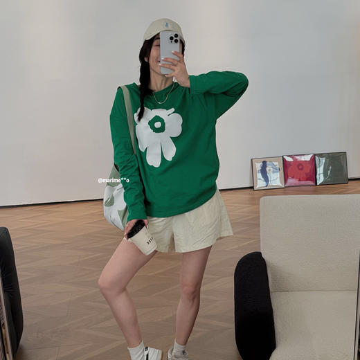 彩色花朵长袖T恤 商品图1