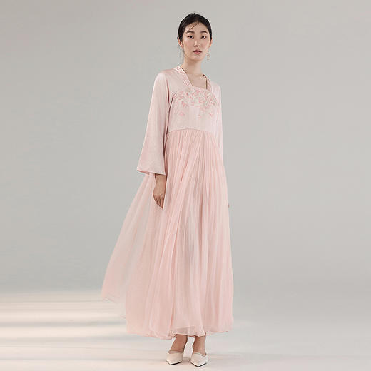 【林栖设计小店】【手工串珠】生活在左绣花连衣裙拼飞片2025秋季新款国风改良襦裙T1953333 商品图1