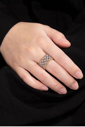 独角鹿西洋古董意大利珠宝工坊布契拉提出品Scacchi款式花叶造型18K黄金及白金镂雕镶嵌钻石戒指