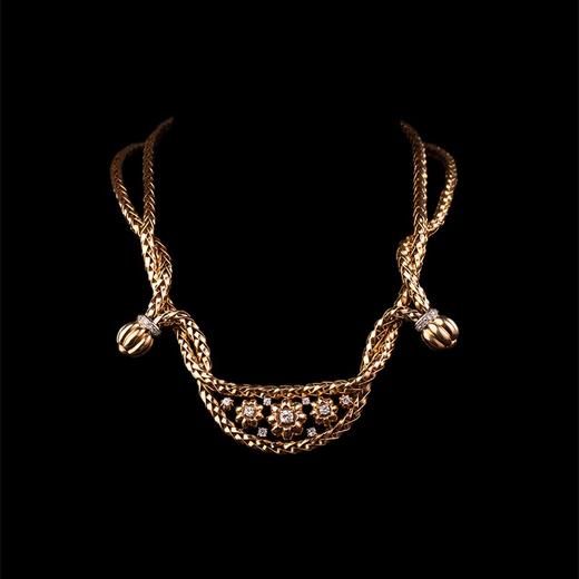 独角鹿西洋古董 1940年代法国珠宝世家Mauboussin出品18K黄金镶嵌钻石花朵造型编织纹理项链 商品图0