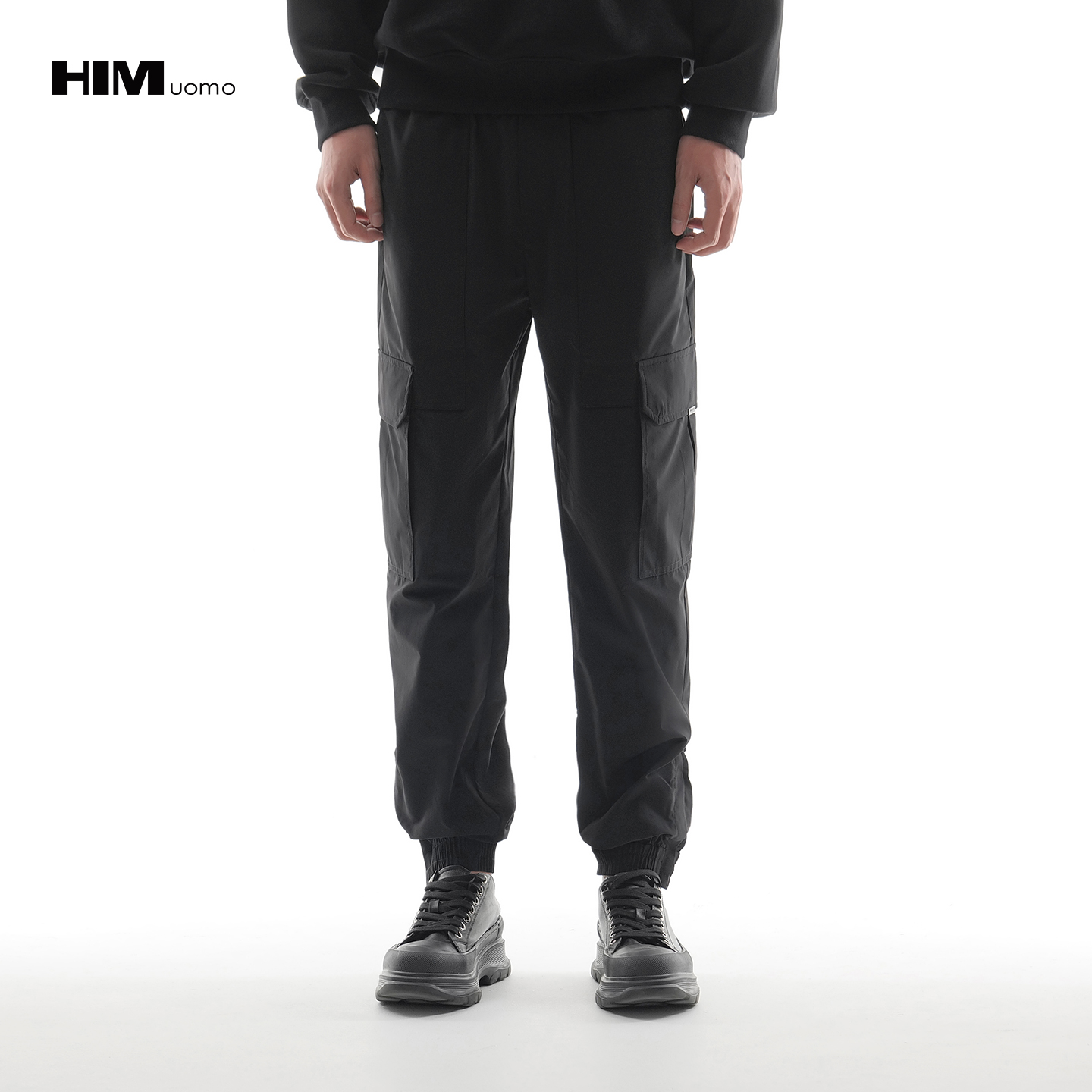 HIM漢崇 轻薄宽松工装束脚裤 简约抽绳松紧腰休闲九分裤2025秋季