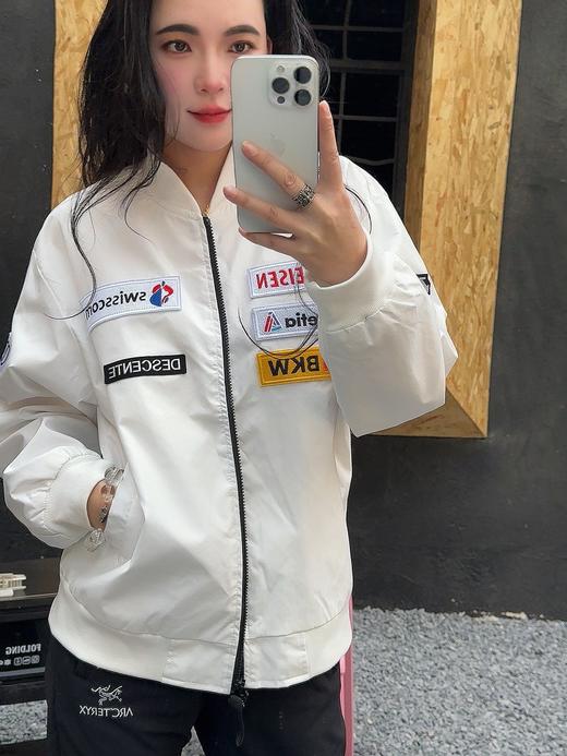 迪&桑&特 国家队 联名系列机能户外男女夹克风衣棒球服外套(波哥蕾姐都是绿色M 白色S) 商品图8