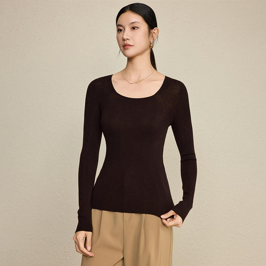 「自」全新升级【铂金会员266/天猫359/差价93】(92131)洛诗琳无缝扬子纱方领针织衫2025秋季修身显瘦百搭打底上衣 商品图3
