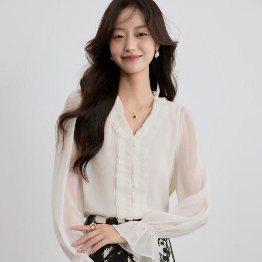 「自」全新升级【铂金会员165/天猫219/差价54】(70416)洛诗琳法式V领显瘦衬衫2025秋季新款花边拼接雪纺上衣女 商品图1