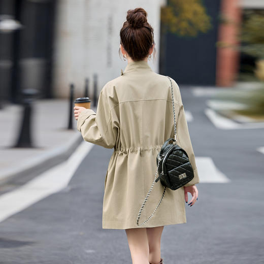 小个子超火设计感，休闲宽松收腰立领风衣HR-MUZL8077 商品图3