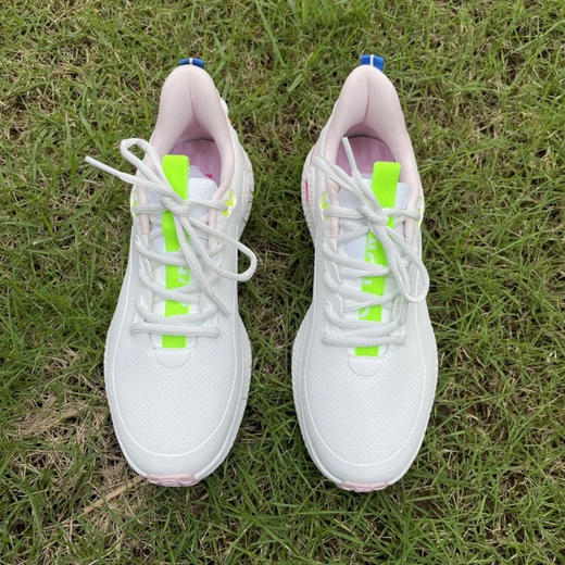 正品G4女款高尔夫球鞋，固定底。
36.5内长225，40码内长250，40.5内长255，41内长260各几双。
无原盒 商品图2