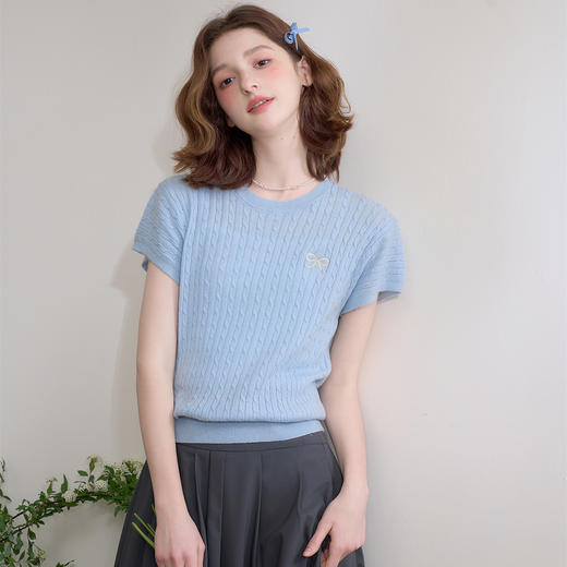 【限时秒杀】西遇短袖针织衫女新款软糯麻花套头毛衣圆领短款上衣D0050391 商品图2