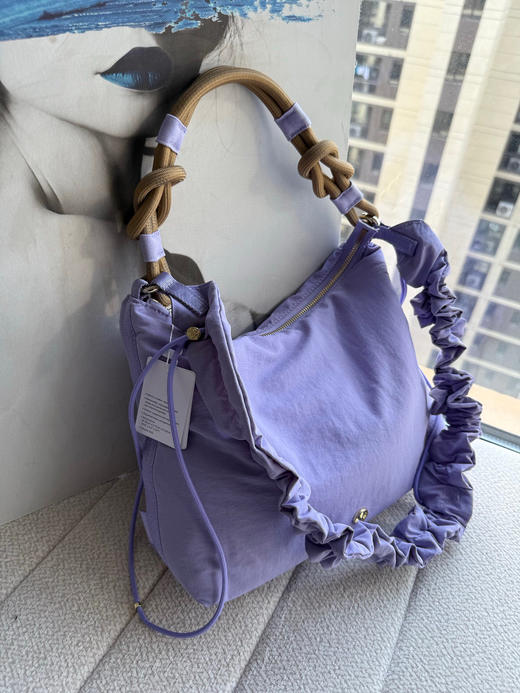 点此购买 露露LULU绝美大肠包 SZ 330036 商品图6