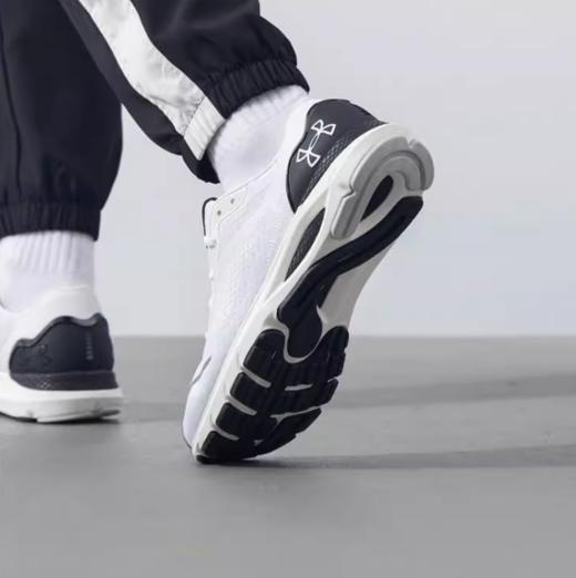 安德玛UA春夏HOVR Sonic 6男子运动跑步鞋跑鞋3026121-105 商品图6