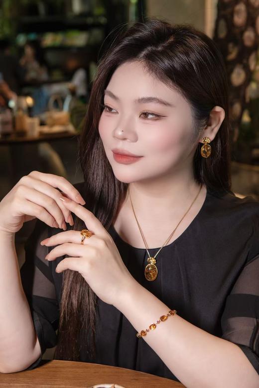 【花珀系列饰品】花姐心选，天然波罗的海产地配饰吊坠、耳饰、开口戒指、手链！配件均为925银镀金，质地温润，触感舒适，适合日常佩戴，花珀里的花花世界，被称为永不凋零的花~🌸 商品图6