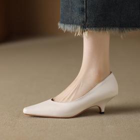 【预售5天】简约头层小牛皮尖头浅口单鞋，三色通勤职业女鞋DMJFG&82659F