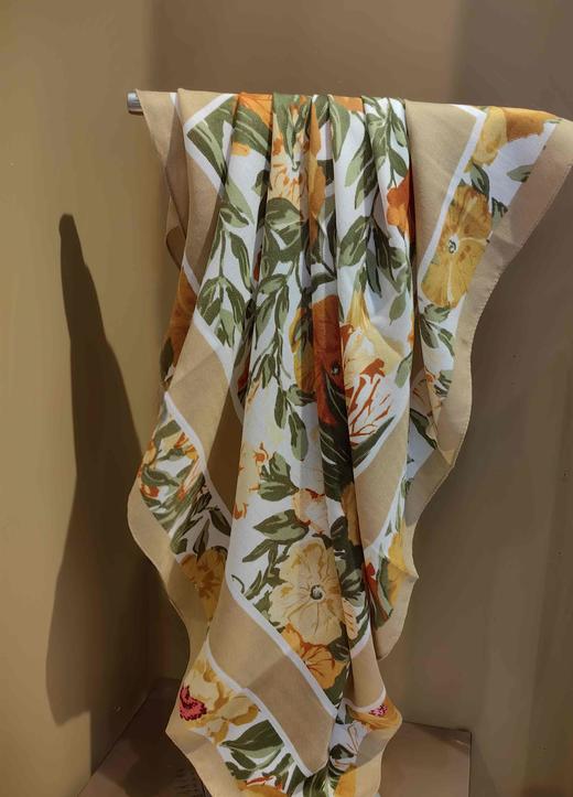 优品堂『花影摇曳2』90x90方巾 商品图2