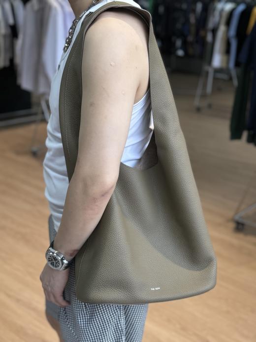 荔枝纹真皮尼姑包 商品图10