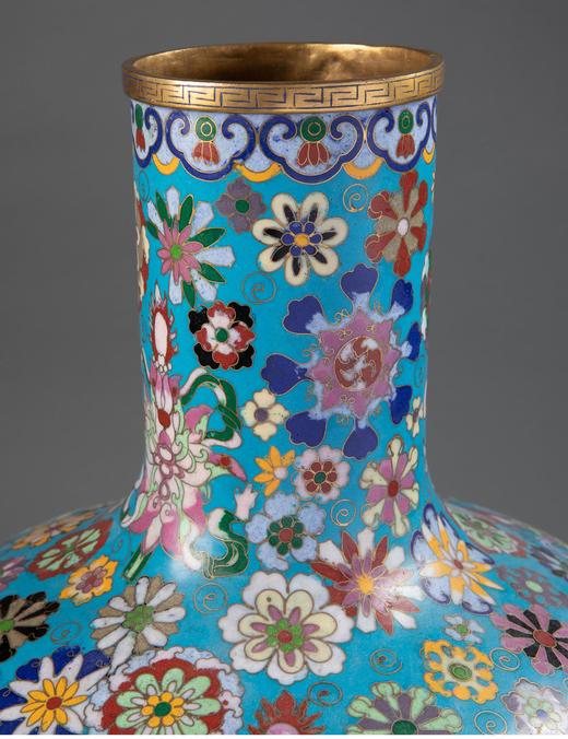 独角鹿西洋古董 19世纪末20世纪初中国出品鱼跃繁花纹景泰蓝天球瓶一对 商品图2