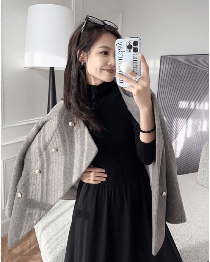 【王炸小黑裙】设计感中线半高领小黑裙 优质拉绒针织面料➕2米仿缎面裙摆 立体裁片，穿出小蛮腰