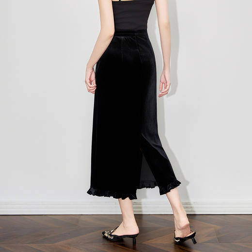 「高货wl」全新升级【铂金会员211/天猫279/差价68】(73000)洛诗琳知性通勤木耳边丝绒半身裙2025秋季时尚气质包臀裙 商品图1